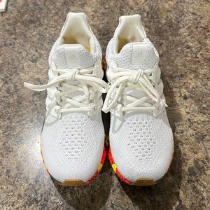 Once worn women’s Adidas Ultra Boost 5.0 DNA